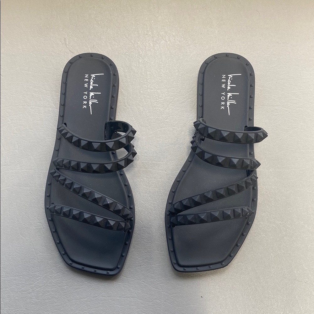 NWT Nicole Miller Studded Slide